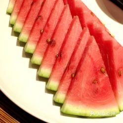 西瓜美食吃瓜视频,跟随吃瓜视频，解锁夏日清凉新食尚