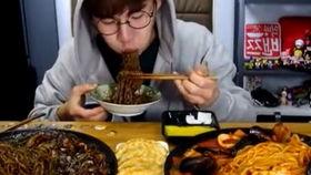 陇西美女吃瓜视频,一场视觉与味蕾的双重盛宴