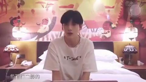 默默地等吃瓜视频,揭秘“等吃瓜”视频背后的故事