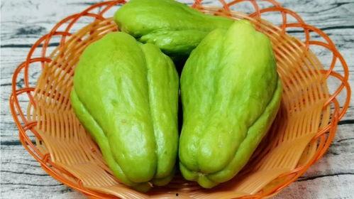 别人吃佛手瓜的视频,视频教你轻松烹饪美味佳肴