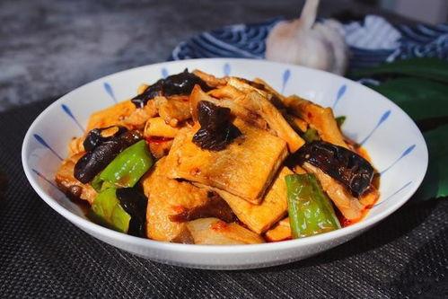 阿强吃茄瓜和五花肉视频,茄瓜与五花肉的完美邂逅